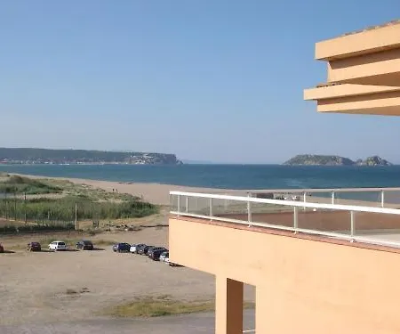 Apartaments Golf Mar *