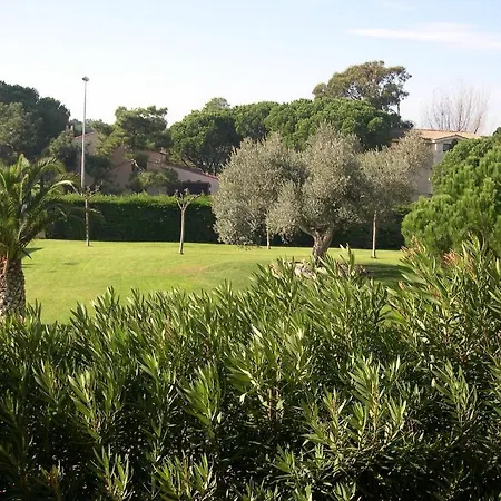 Apartaments Golf Mar